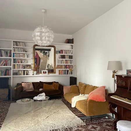 Cozy In A Townhouse With Garden Habitación en casa particular Montpellier