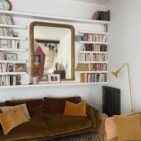 Cozy In A Townhouse With Garden Habitación en casa particular Montpellier