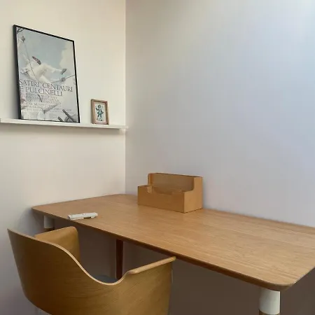 Cozy In A Townhouse With Garden Habitación en casa particular
